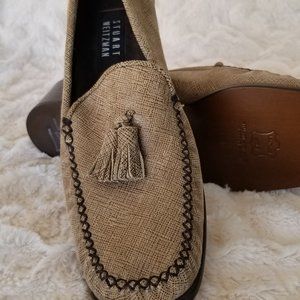 Stuart Weitzman Stacked Heeled Tassel Loafers Women's Size 9.5B NWOT